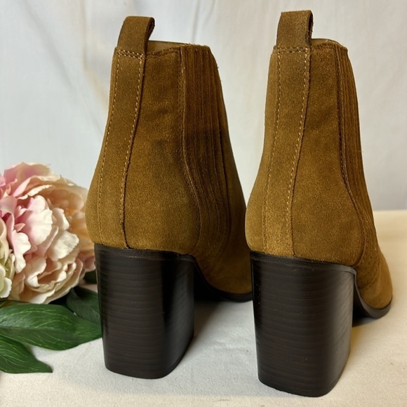 Marc Fisher Maree Brown Suede Leather Block Heel Pointed Toe Bootie Sz 8.5 NEW - Picture 5 of 8